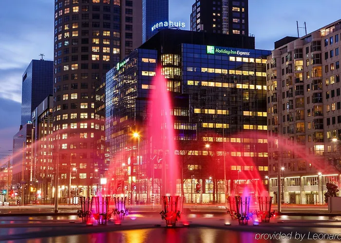 Express - Station By Ihg Hotel 3*