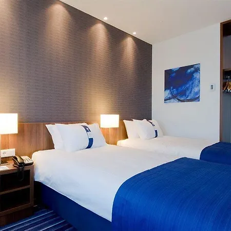 Hotel Express - Station By Ihg 3*