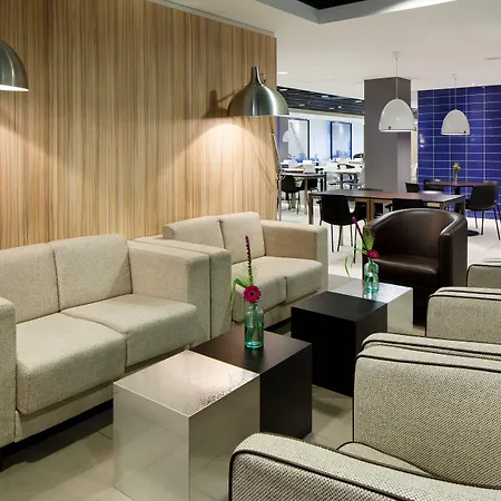 Express - Station By Ihg Hotel 3*
