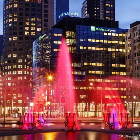 Express - Station By Ihg Hotel 3*