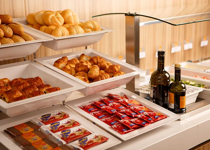 Express - Station By Ihg Hotell 3*