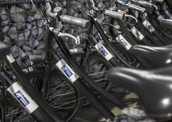 ホリデイイン エクスプレス 中央駅 3*