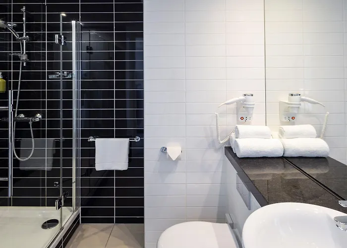 Express - Station By Ihg Hotel 3*