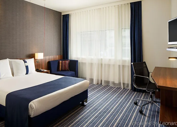 Express - Station By Ihg Отель 3*