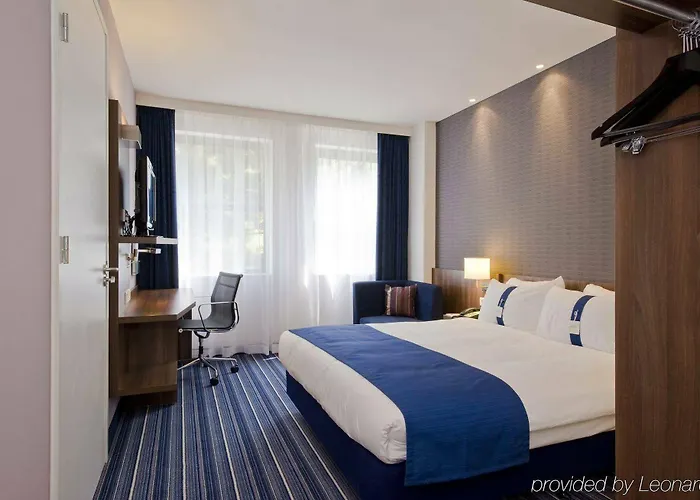 Express - Station By Ihg Hotel 3*