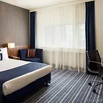Express - Station By Ihg Hotel 3*